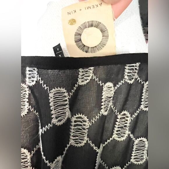 Anthropologie Akemi & Kin Sz 2 Brooke Eyelet Swing Dress Black White Boh… - Picture 6 of 6